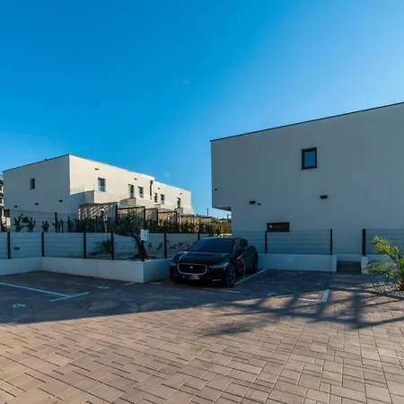 Apartamento Pinna - Sv. Jerolim