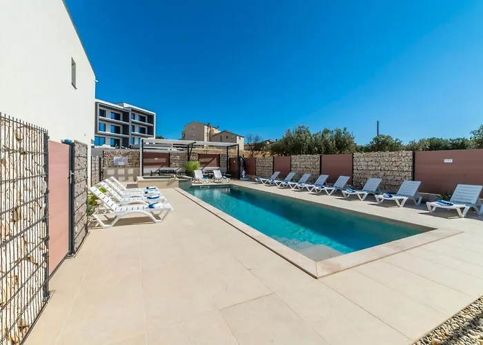 Pinna - Sv. Jerolim Pula