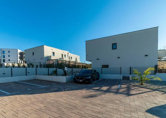 Apartamento Pinna - Sv. Jerolim