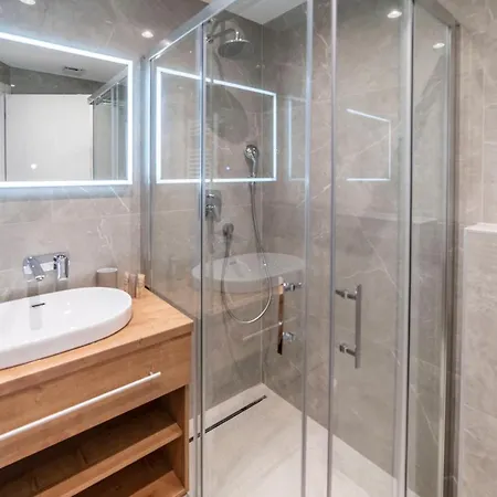 Apartment Pinna - Sv. Jerolim Pula