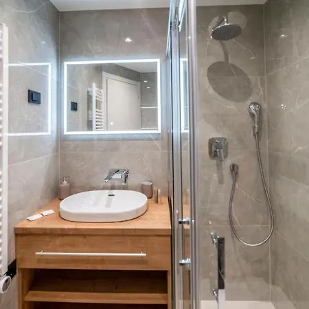 Pinna - Sv. Jerolim Пула