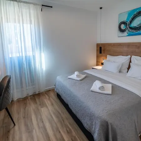 Pinna - Sv. Jerolim Pula