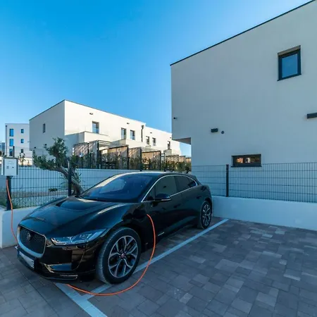 Pinna - Sv. Jerolim * Пула