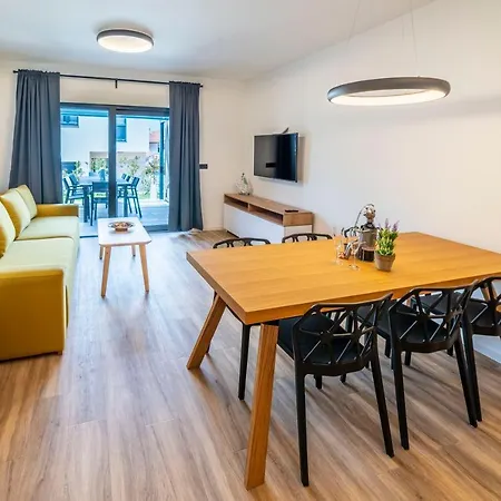 Pinna - Sv. Jerolim Apartman