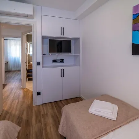 Pinna - Sv. Jerolim Apartman Pula