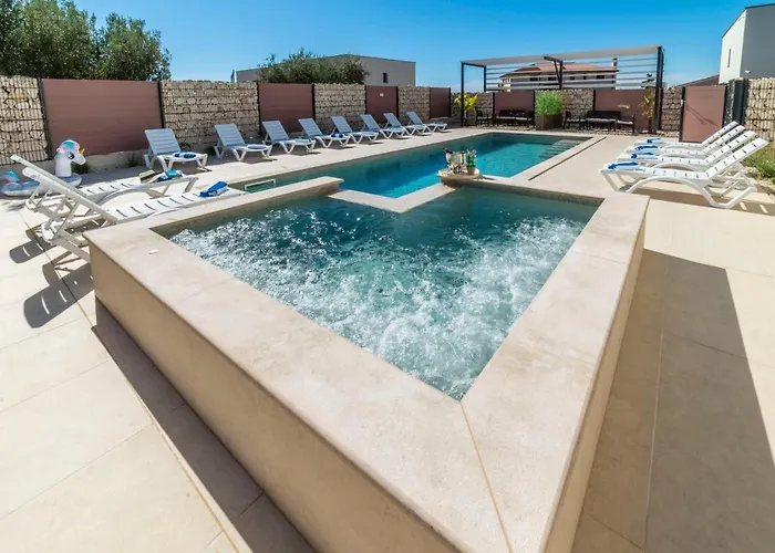 Daire Pinna - Sv. Jerolim Pula